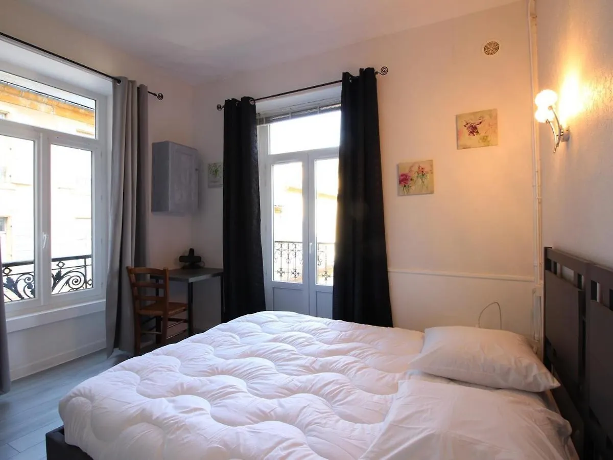 Apartment Appartement T2 Bis, Balcon, 100M Des Thermes Et Commerces, Wifi, 4 Pers, La Bourboule - Fr-1-608-238